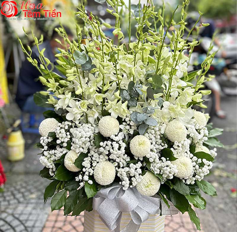 Mẫu lẵng hoa đám tang.