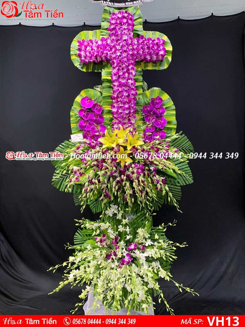 Hoa Tâm Tiền Mẫu hoa viếng hình thánh giá