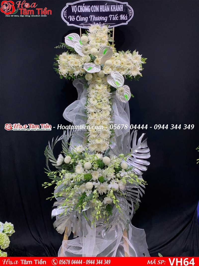Hoa Tâm Tiền Mẫu hoa viếng hình thánh giá.