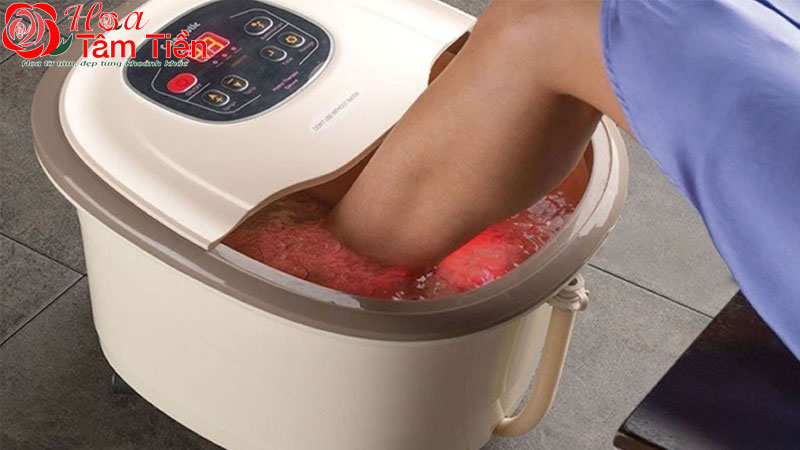 Hoa Tâm Tiền Máy ngâm chân nước nóng
