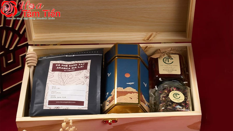 Hoa Tâm Tiền Cà phê hoặc trà