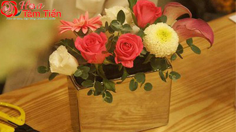 Tự cắm hoa 20-10